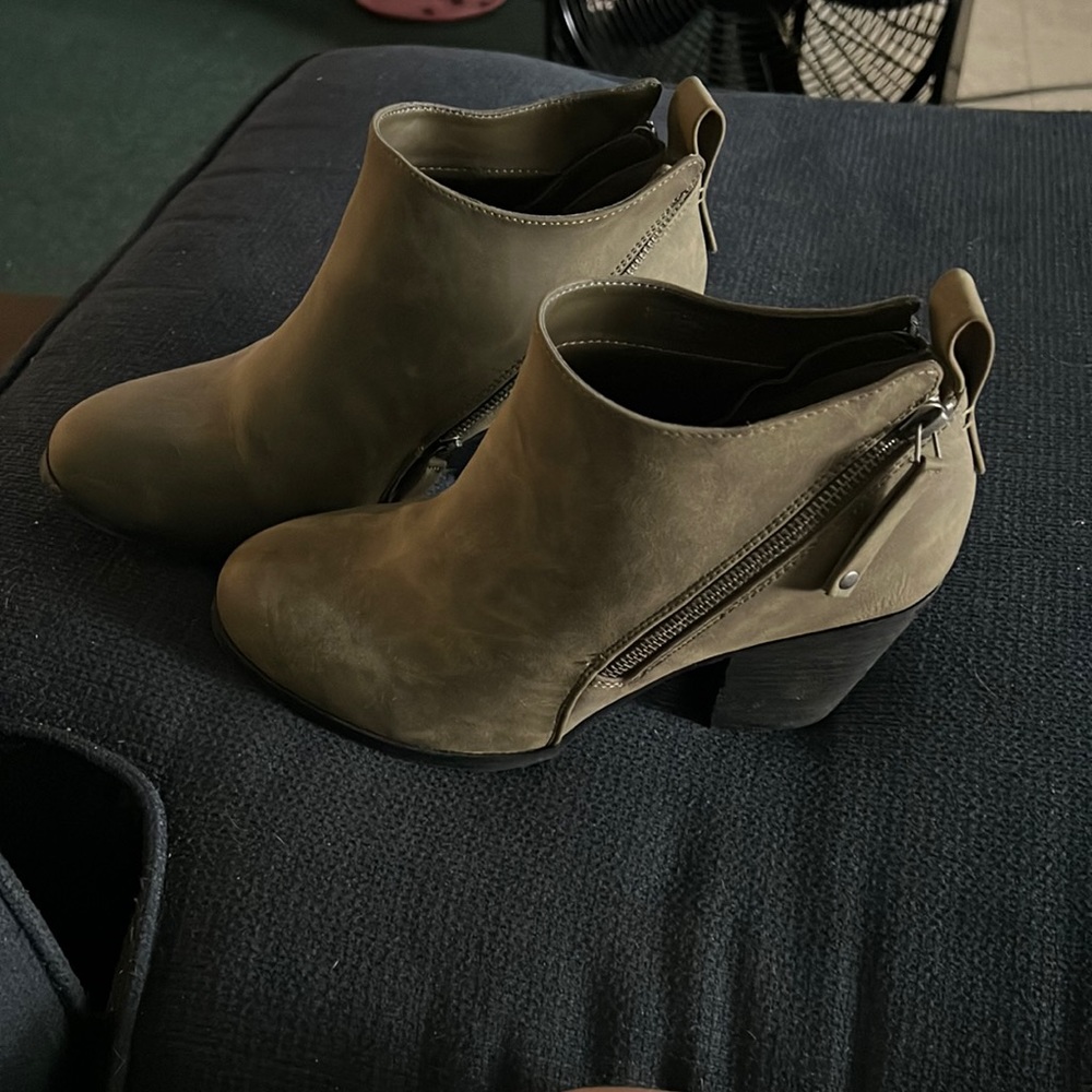 Green, Zipper Booties